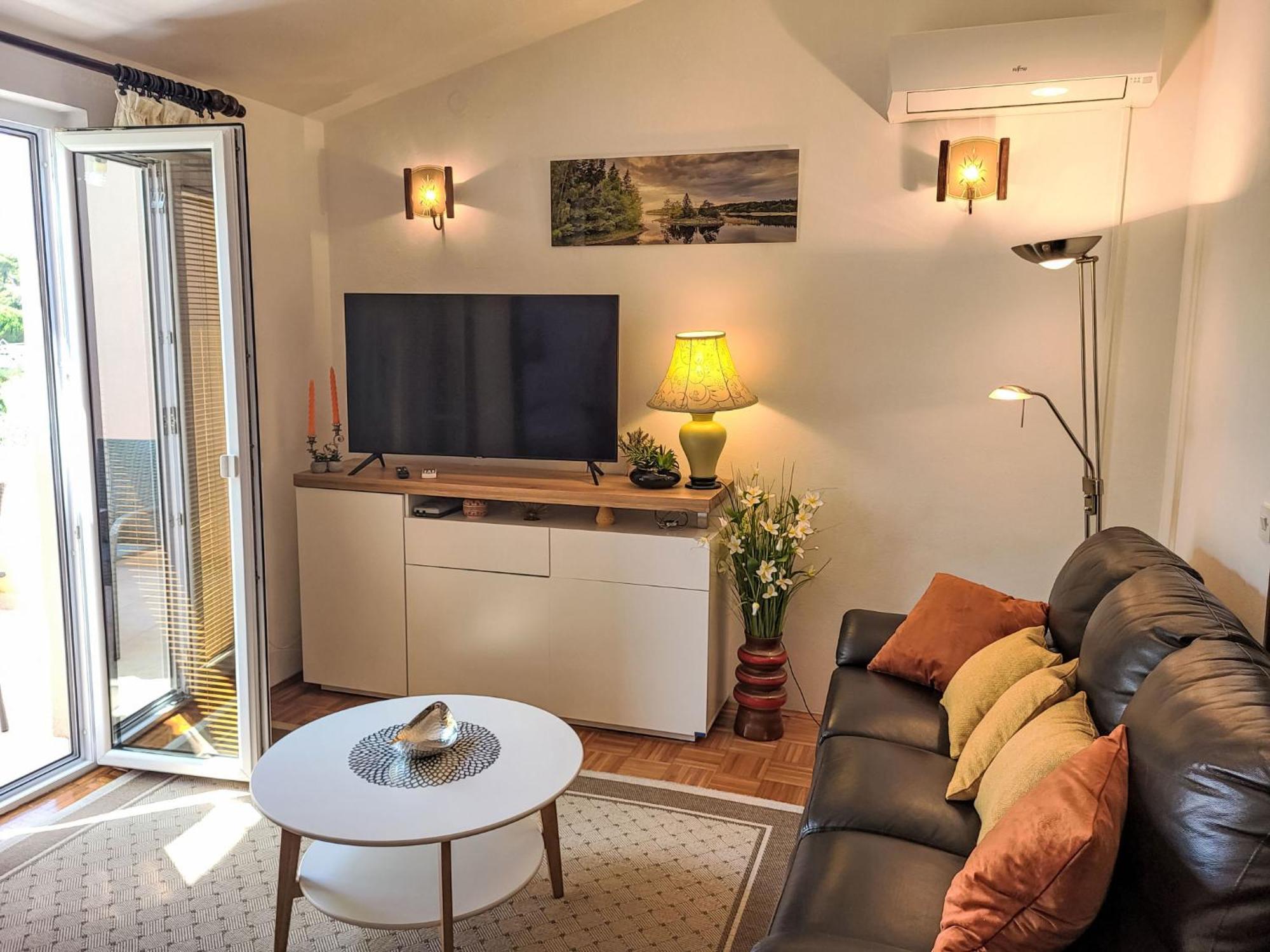 Holiday Home Ive By Interhome Petrcane Exterior photo